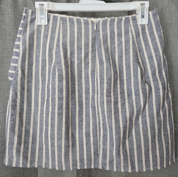 Altar'd State Striped Mini Skirt Bow Wrap Detail Women's Size Medium Linen - Picture 2 of 5